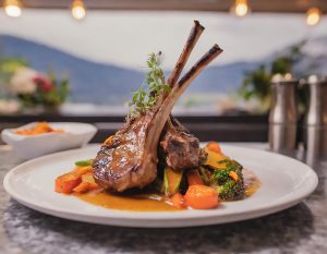 Sprinkle nutritional yeast on lamb with vegetables to enjoy the cheese accent.