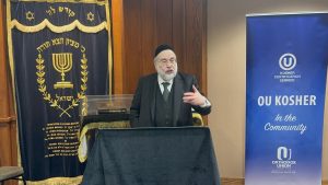 OU Kosher Chief Operating Officer Rabbi Moshe Elefant discussed kashrus developments at Congregation Ohr HaTorah