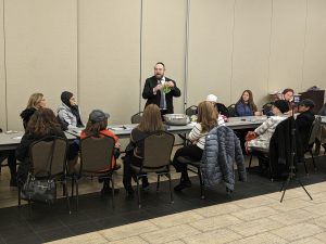 Rabbi Daniel Sharratt demonstrated Bedikat Tolayim techniques to Nshei of Dallas members