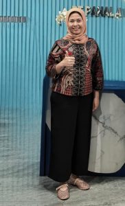 Endang Bu, QA manager